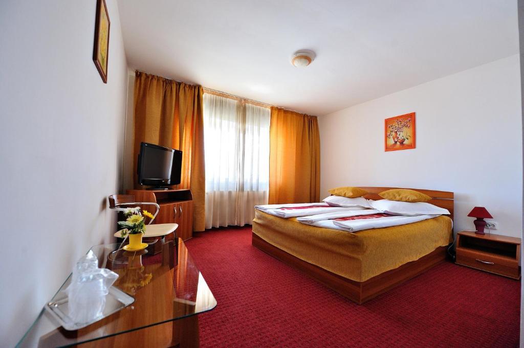 Motel Confort Floresti  Екстериор снимка